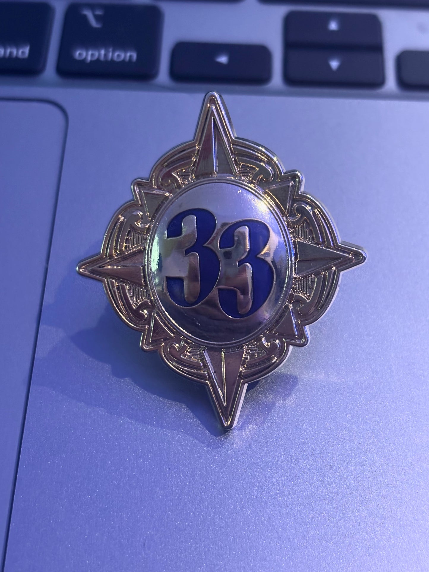 Disney Club 33 Inaugural Year 2017 Pin