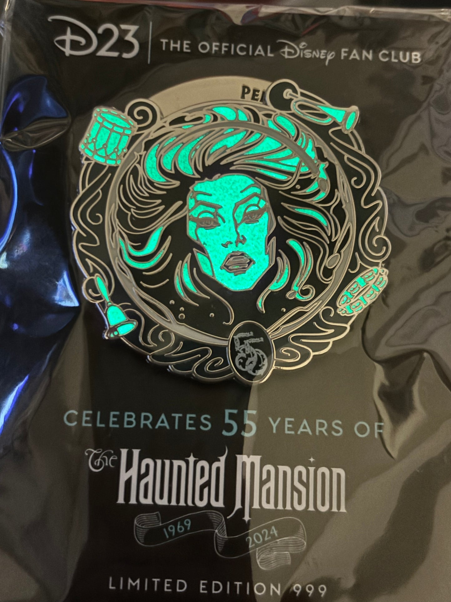 Haunted Mansion 55th Anniversary Madam Leota Limited Edition 999 Pin