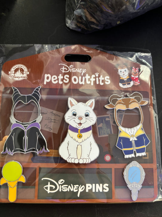 Disney Pet Outfits Pin Set - The Aristocats