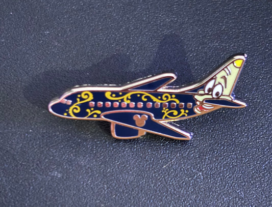 2022 Hidden Mickey Planes - Lumiere Pin